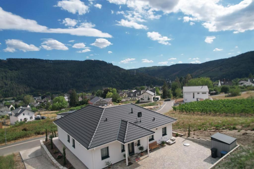 Neu - Premium-Ferienhaus Mosel-Sonne Traben-Trarbach Extérieur photo